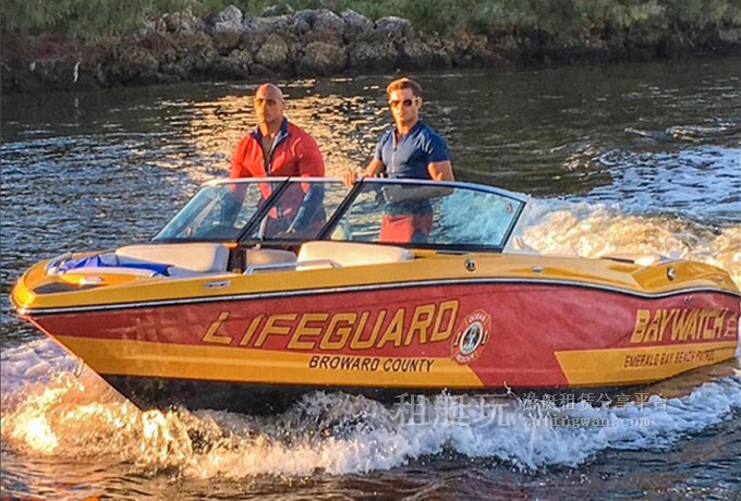 40位名人狂曬游艇度假照，你還在矜持什么？