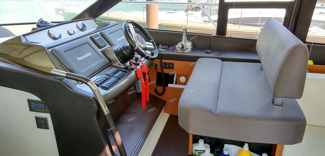 亞諾550動(dòng)力艇