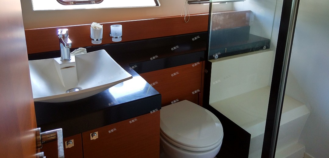 亞諾550動(dòng)力艇